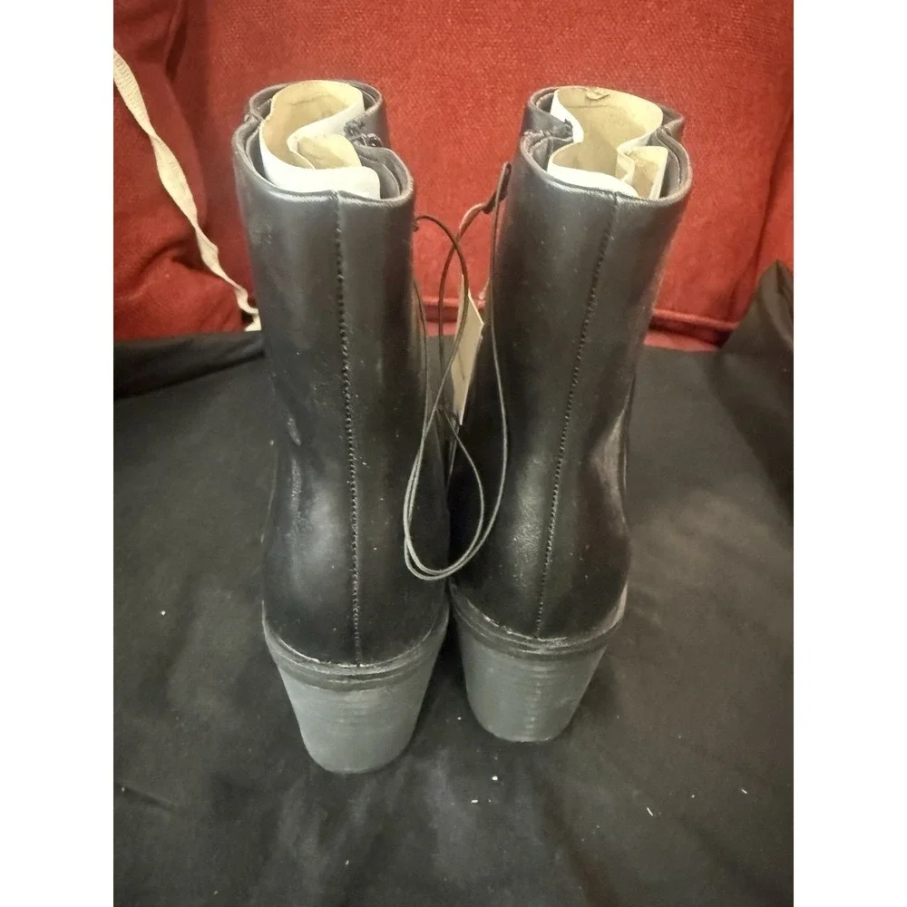 New Universal Thread Black Zip Ankle Boot .Size 6 . Zip W/ Memory‎ Foam Insole_3